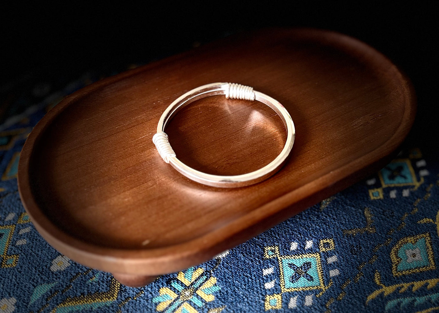 「乡野丫头」民族特色|侗族元素方形推拉款银镯 可调节手工999纯银