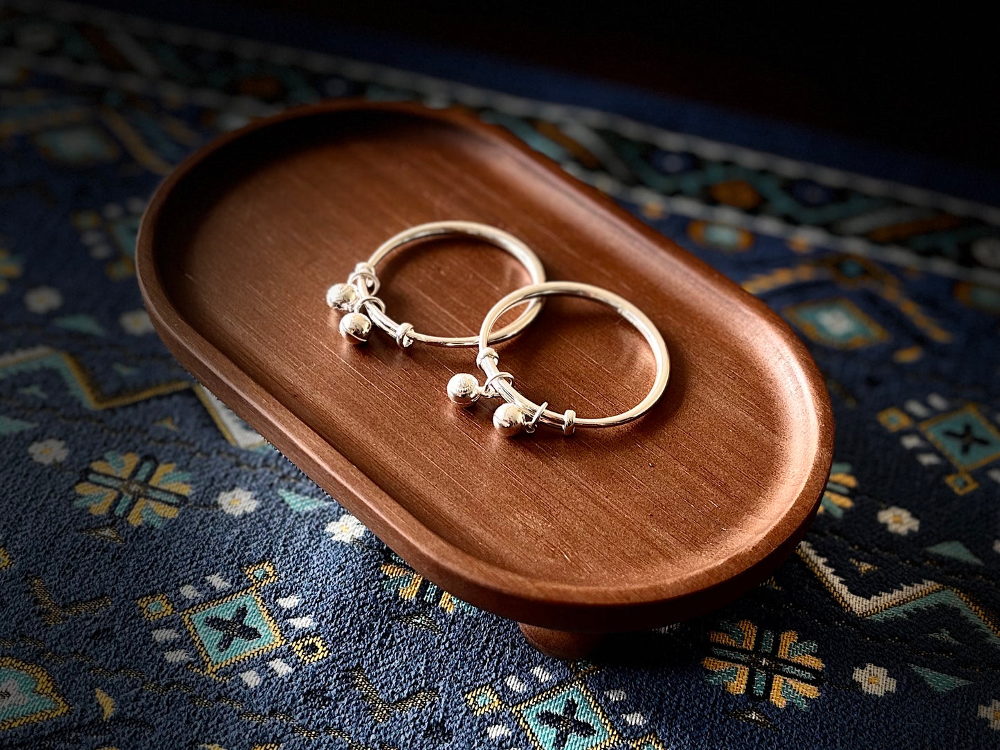 「乡野丫头」侗寨传福|可调节999纯银儿童推拉铃镯一对