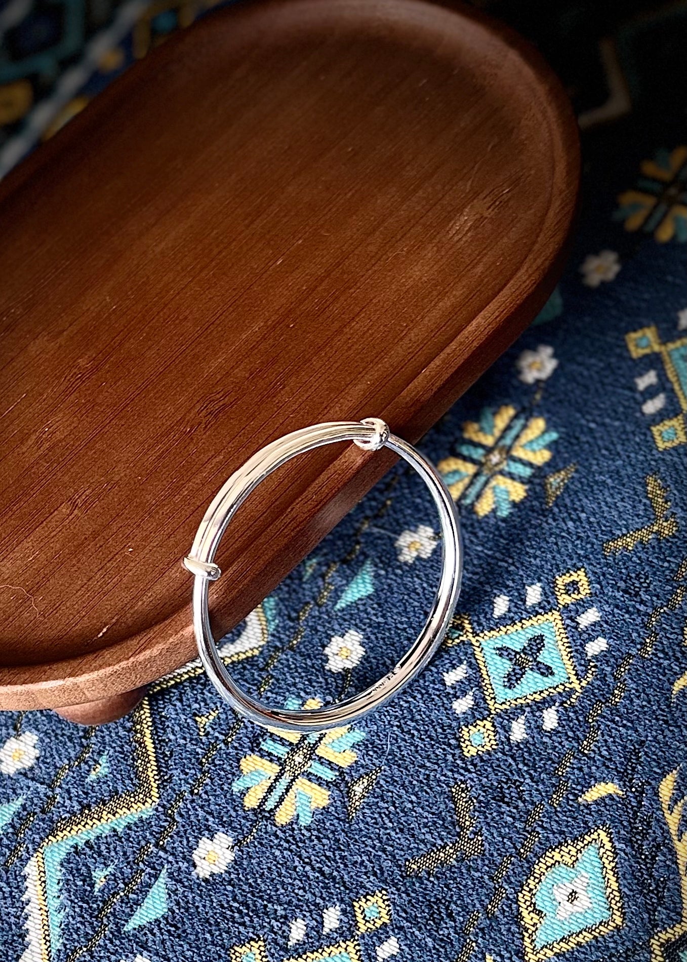 「乡野丫头」传福银镯|侗族经典银镯 可调节手工999纯银手镯